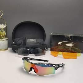 Picture of Oakley Sunglasses _SKUfw66124685fw